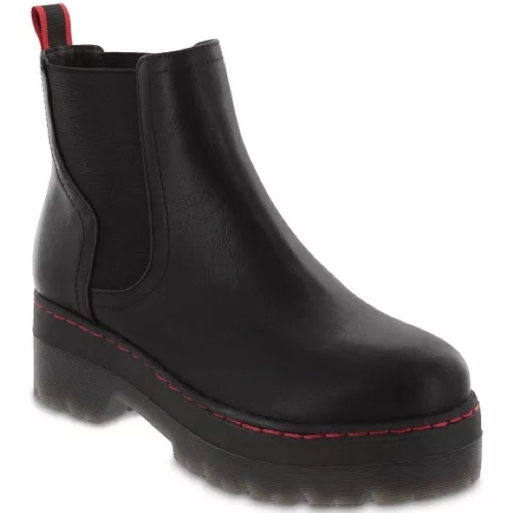 MIA Black Faux Leather Cayson Chelsea Boots - Size 8